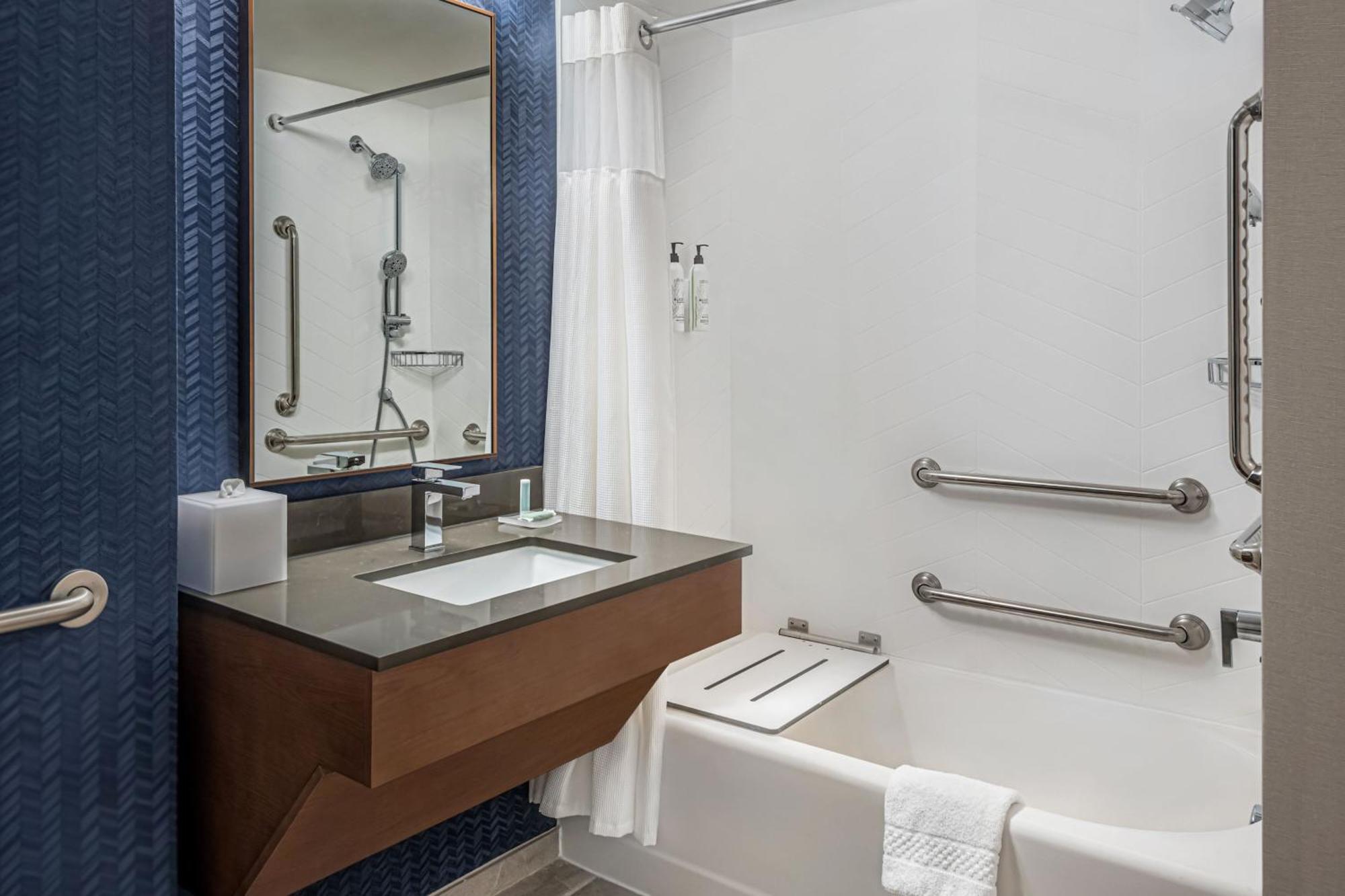 Fairfield By Marriott Inn & Suites Rome Ny Rum bild